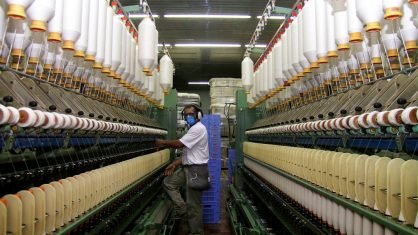 indústria: a cooperativa possui dez fábricas, entre elas uma processadora da algodão (acima) , e deve inaugurar mais uma refinaria de óleo e uma esmagadora de grãos nos próximos cinco anos