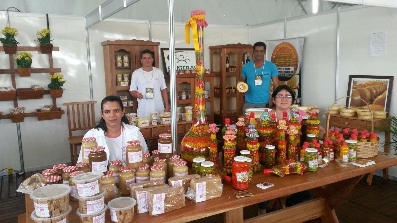 Realocação de recursos garante mais R$ 6 bilhões ao Pronaf e Pronamp Realocação de recursos garante mais R$ 6 bilhões ao Pronaf e Pronamp