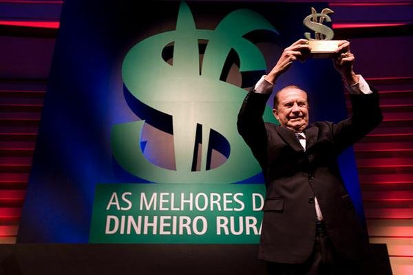 A Coamo é a grande campeã da premiação AS MELHORES DA DINHEIRO RURAL A Coamo é a grande campeã da premiação AS MELHORES DA DINHEIRO RURAL