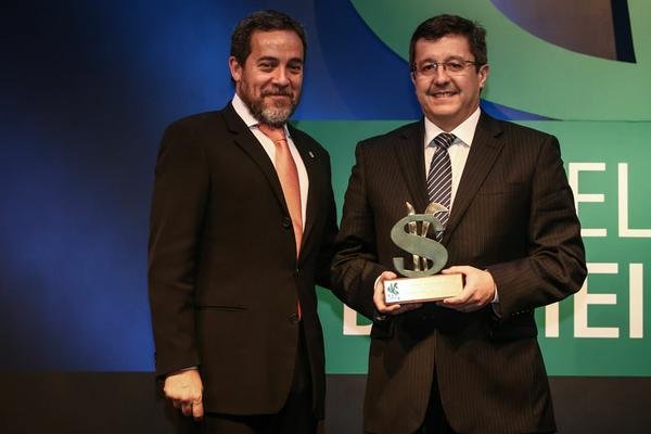 BRF é campeã na categoria Conglomerados no Prêmio As Melhores da Dinheiro Rural BRF é campeã na categoria Conglomerados no Prêmio As Melhores da Dinheiro Rural