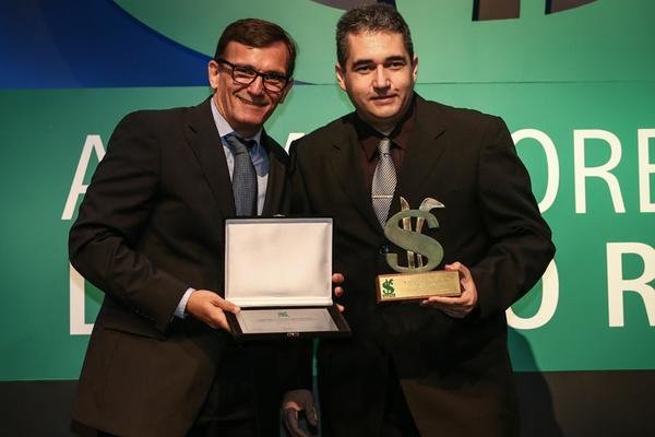 Champion Saúde Animal é a grande vencedora na categoria AGRONEGÓCIO DIRETO PEQUENAS EMPRESAS Champion Saúde Animal é a grande vencedora na categoria AGRONEGÓCIO DIRETO PEQUENAS EMPRESAS