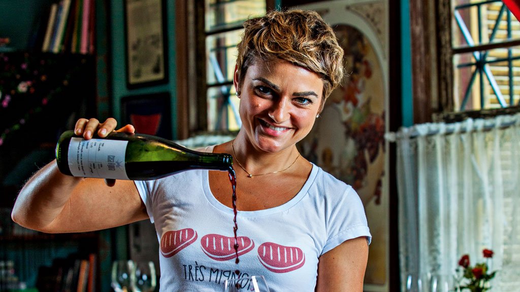 Vinho natureba pede passagem Vinho natureba pede passagem