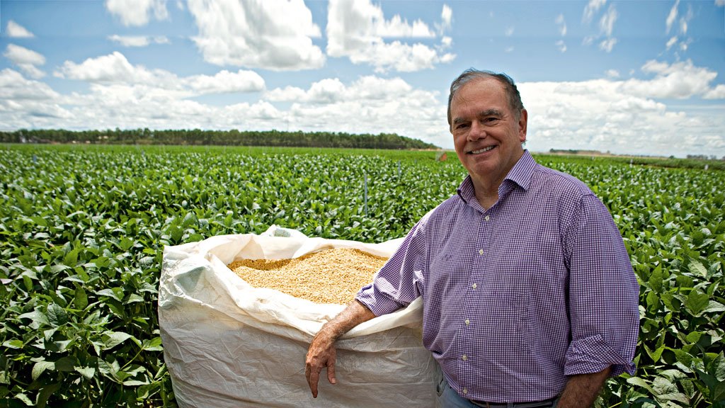 Produtores de sementes de soja em Mato Grosso movimentam mercado de R$ 3,2 bilhões Produtores de sementes de soja em Mato Grosso movimentam mercado de R$ 3,2 bilhões