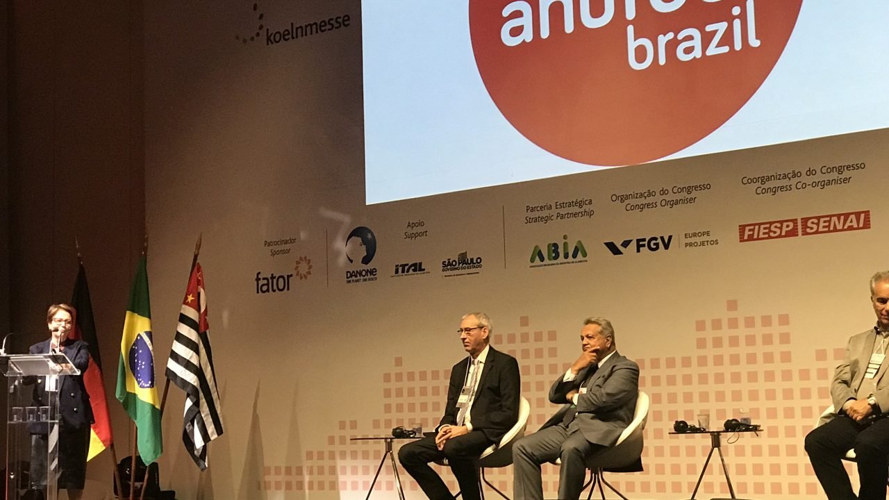 Setor alimentício e de bebidas do País se reúne em São Paulo para discutir os caminhos da produção Setor alimentício e de bebidas do País se reúne em São Paulo para discutir os caminhos da produção