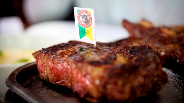Carne certificada angus ganha mais três unidades de abate na Marfrig Carne certificada angus ganha mais três unidades de abate na Marfrig