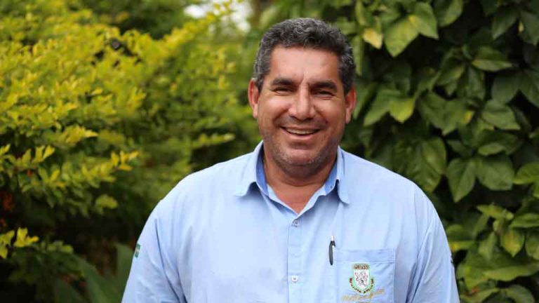 “Each culture in each place in Brazil has its own specificities, so we need to know the best spectrum of light for each region” Gustavo Grossi, agronomist and partner at Grupo Fienile